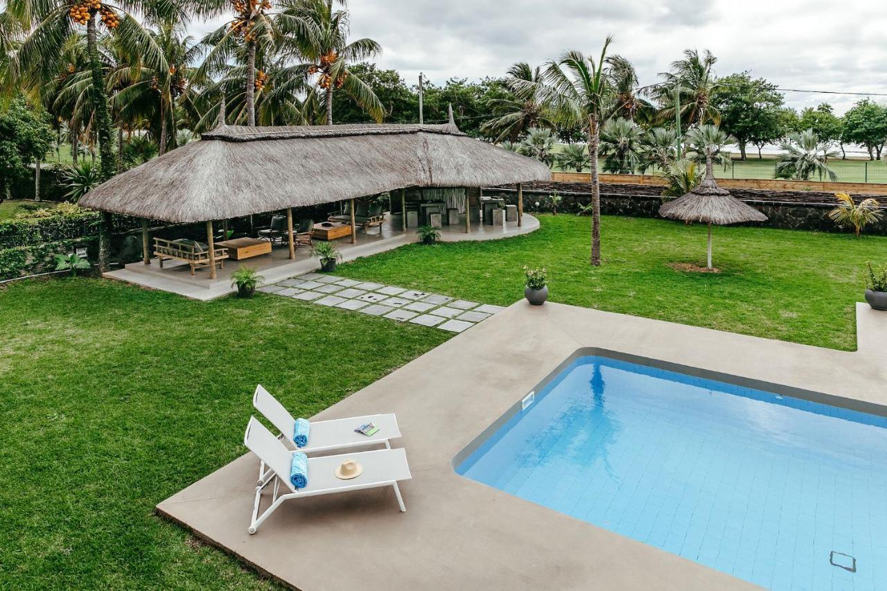 Boutik Le Morne Holiday Apartments Extérieur photo