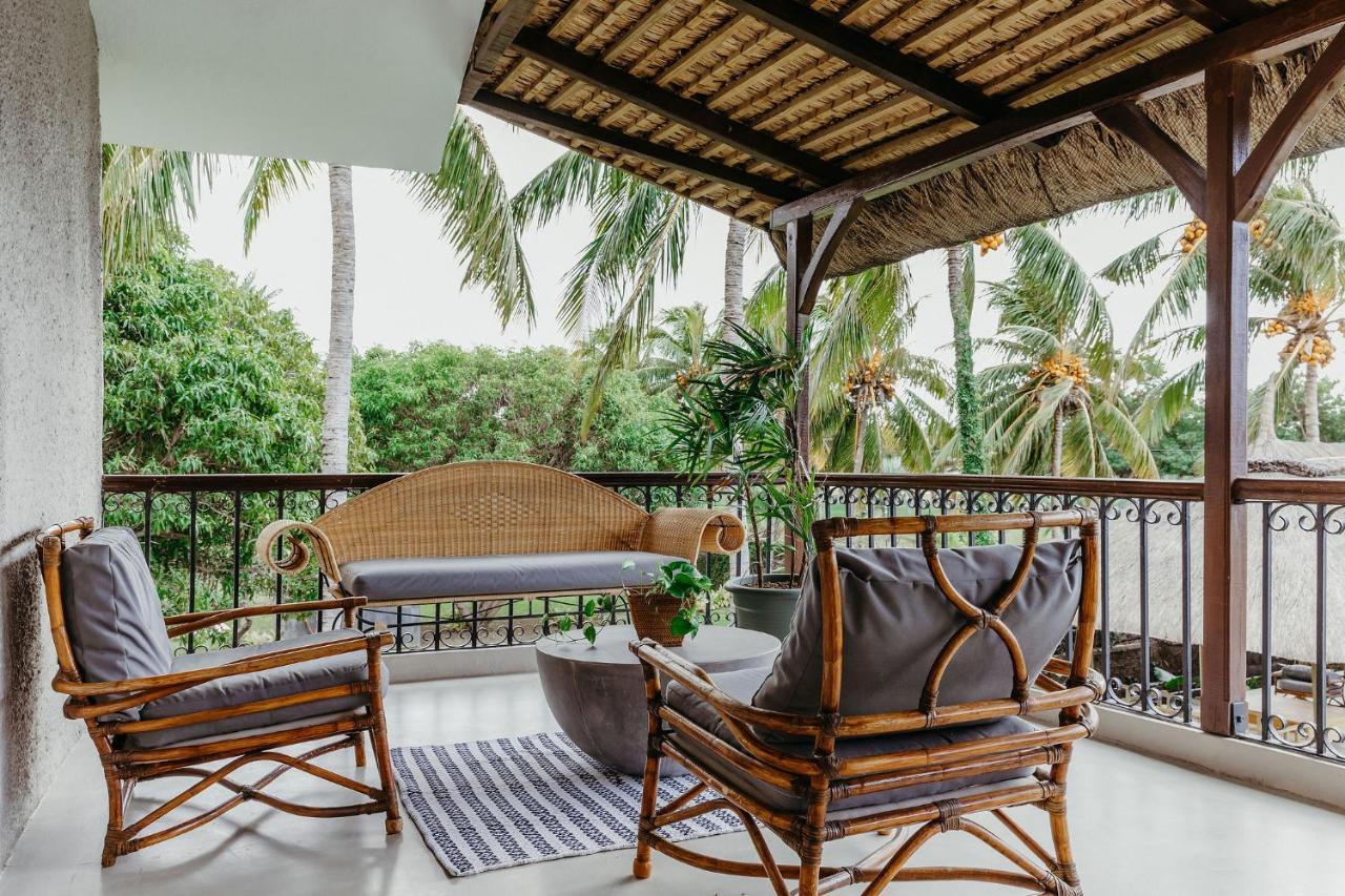 Boutik Le Morne Holiday Apartments Extérieur photo