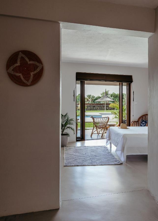 Boutik Le Morne Holiday Apartments Extérieur photo