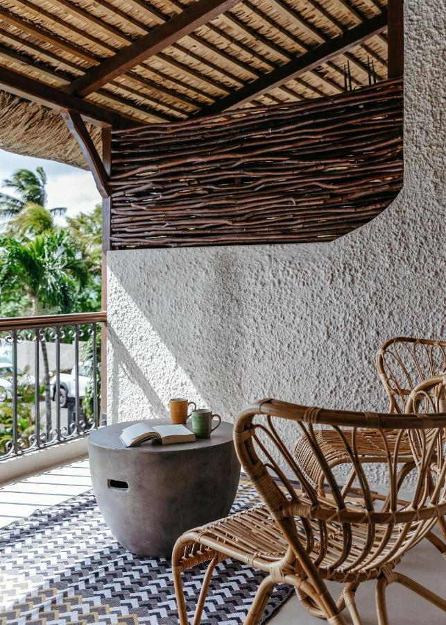 Boutik Le Morne Holiday Apartments Extérieur photo