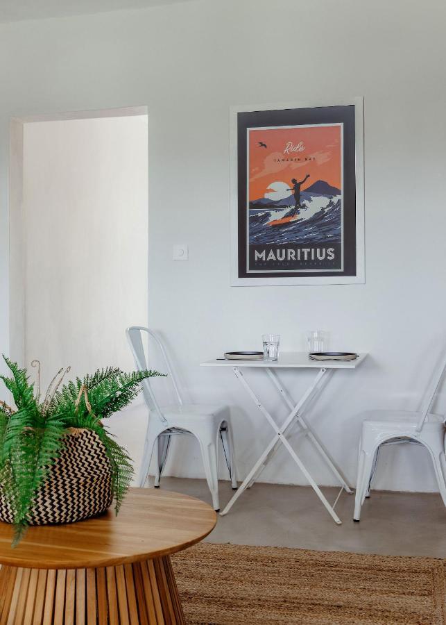 Boutik Le Morne Holiday Apartments Extérieur photo