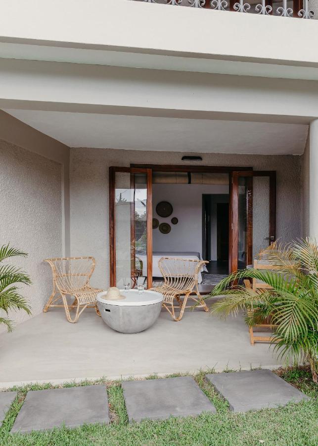 Boutik Le Morne Holiday Apartments Extérieur photo