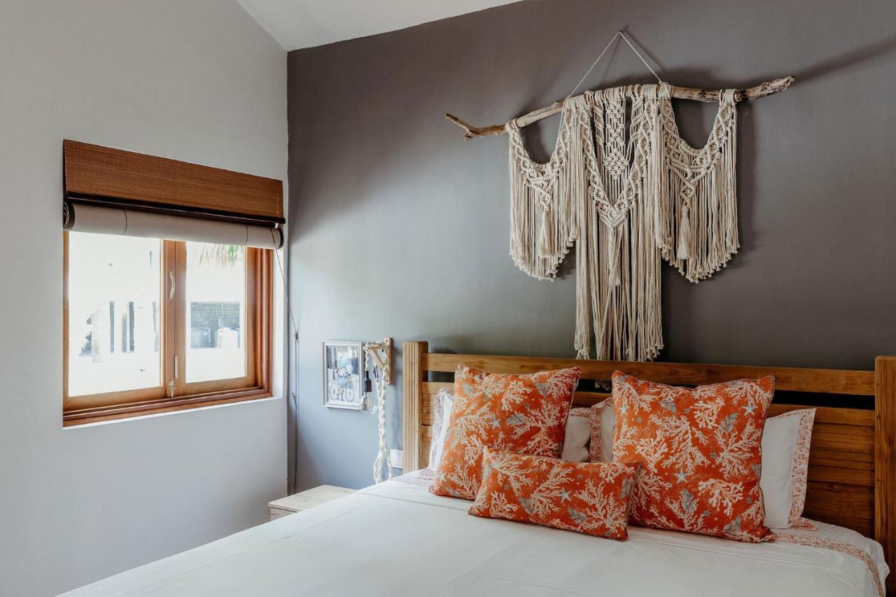 Boutik Le Morne Holiday Apartments Extérieur photo