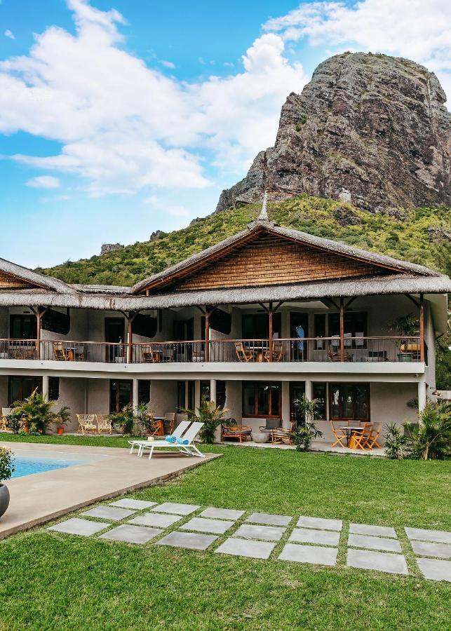Boutik Le Morne Holiday Apartments Extérieur photo
